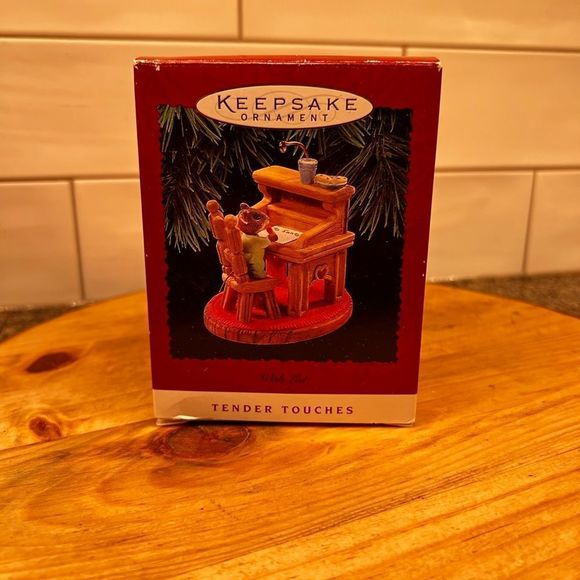“Wish list” Hallmark Keepsake Ornament - Picture 3 of 3